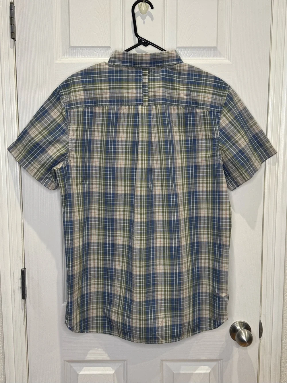 The North Face Men's Large Short Sleeve Button Down Blue Green Plaid Outdoor